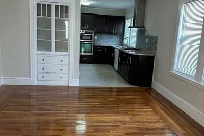 78 Harriet St #1 1