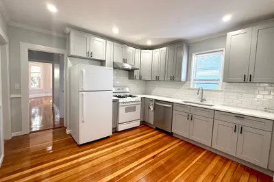 19-21 Dearborn Ave #2