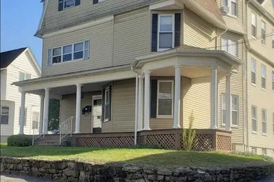 34 King Philip Rd #2