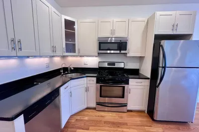 150-1/2 M St #3
