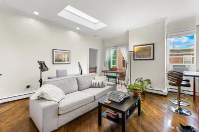 390 Riverway #24
