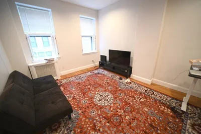 36 Anderson St #1