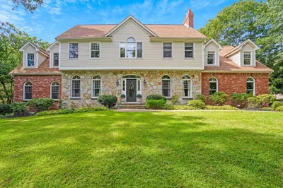 5 Mountain Rock Ln 1