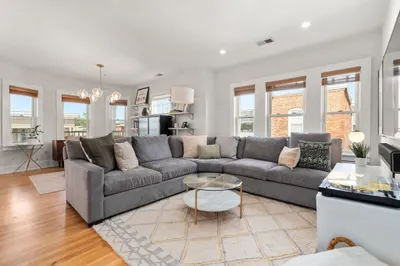 10 Silvey Pl #3