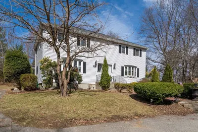 9 Greylock Ave #1 1