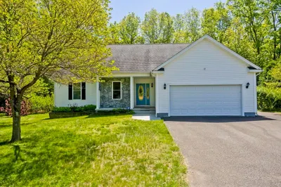 12 Camelot Ln 1