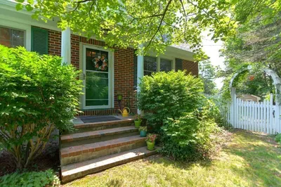 4 Clifford Road 1