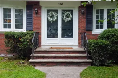 442 Eastview Ave 1