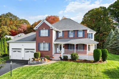 6 Hutchins Way 1