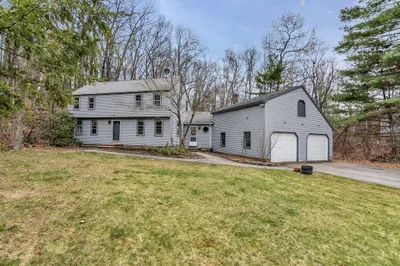 21 Heather Rd 1