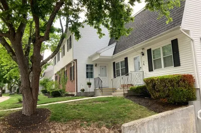 12 Pamela Ln #12