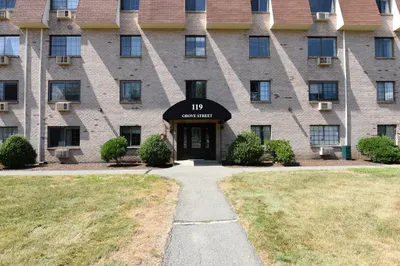 119 Grove St #239 1