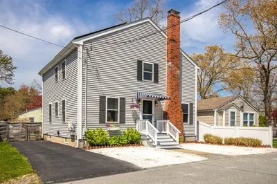 25 Wildwood Ave 1