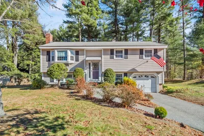 8 Carmel Dr