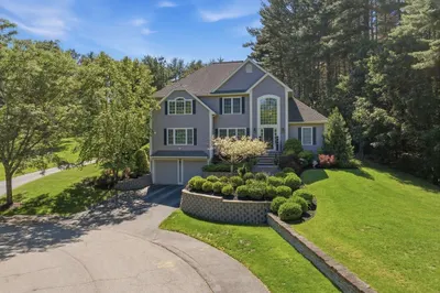 72 Sterling Ln