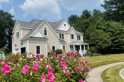 7 Peters Way
