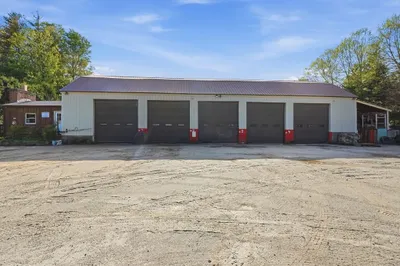383 Westhampton Rd 1