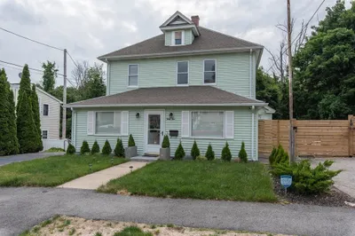 35 Wrentham Rd
