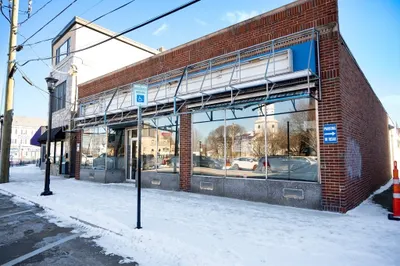 101 Pleasant St 1
