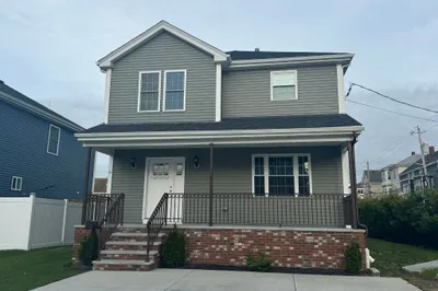 6 N Rocliffe St 1
