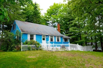 84 Hemlock Dr