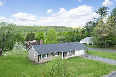 3 Bayberry Ln 1