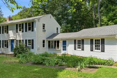 81 Alcott St 1