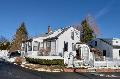 8 Fox Point 1