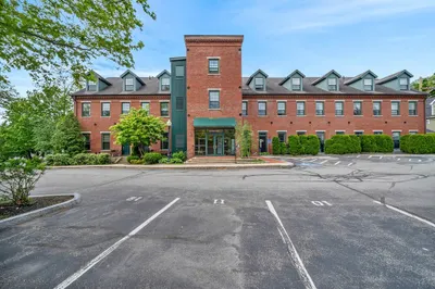 25 Pond St #203 1
