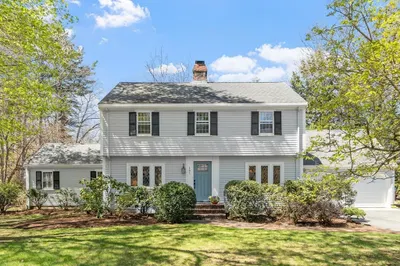 161 Crescent Rd 1