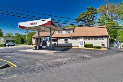 00 Gas Station Ln