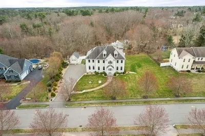 3 Great Acres Dr 1