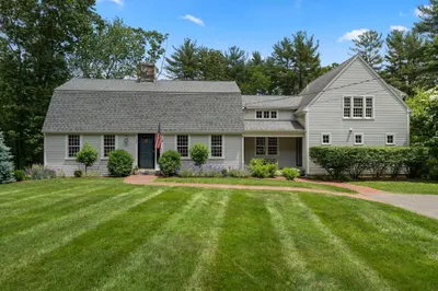 100 Meetinghouse Rd 1