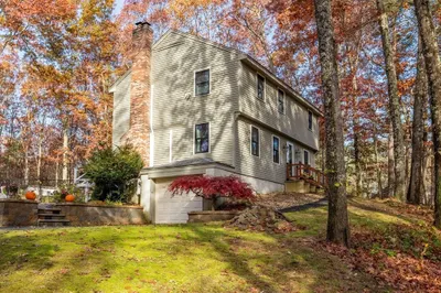 181 Nashua Rd 1
