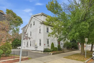 47 Broad St 1