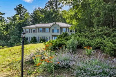 9 Holstein Dr