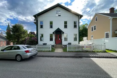 35 Cedar St #4
