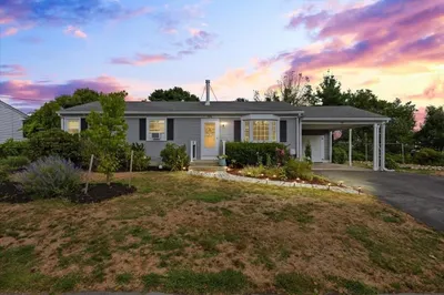 64 Midland Rd