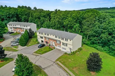22 Plantation Road #22