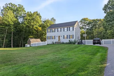 34 Conservation Dr 1