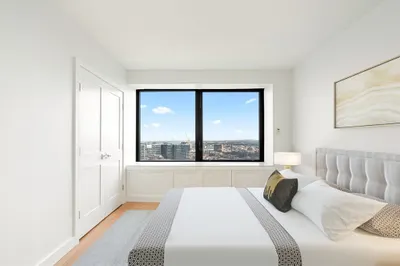 85 E India Row #34D