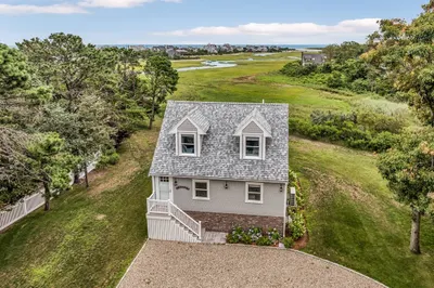 4 Arrowhead Cir 1