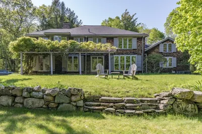 56 Ridgeway Rd