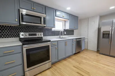 145 Spruce St 1