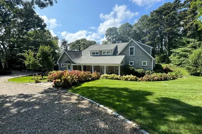 385 Barnes Road 1