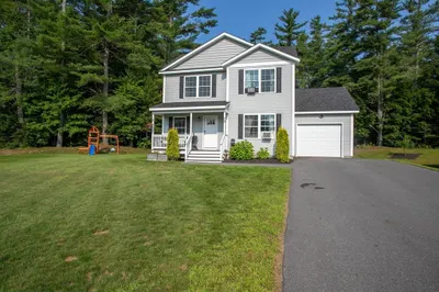 75 Pinewood Dr 1