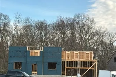 9 Windsor Drive Lot 26 Dr 1