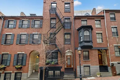 52 Temple Street 1