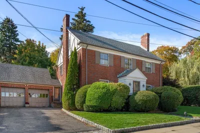 14 Hillcroft Rd 1