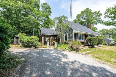 26 Adrena Ave